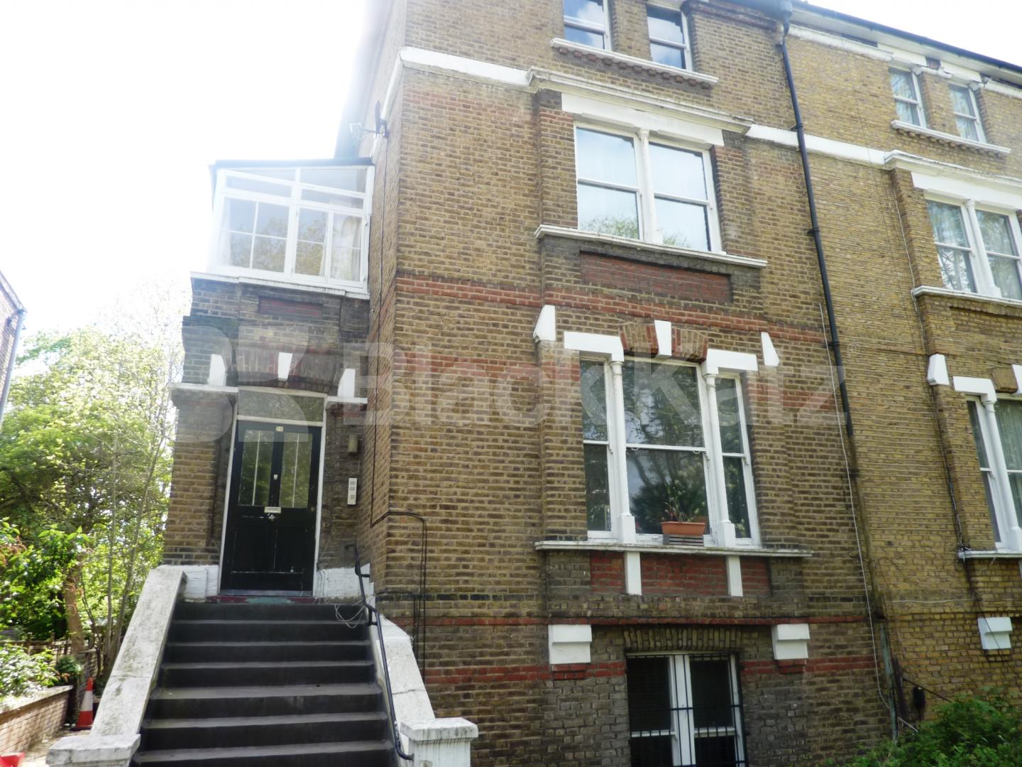 			NEW INSTRUCTION!, 3 Bedroom, 1 bath, 1 reception Flat			 Hillmarton Road, CALEDONIAN ROAD 